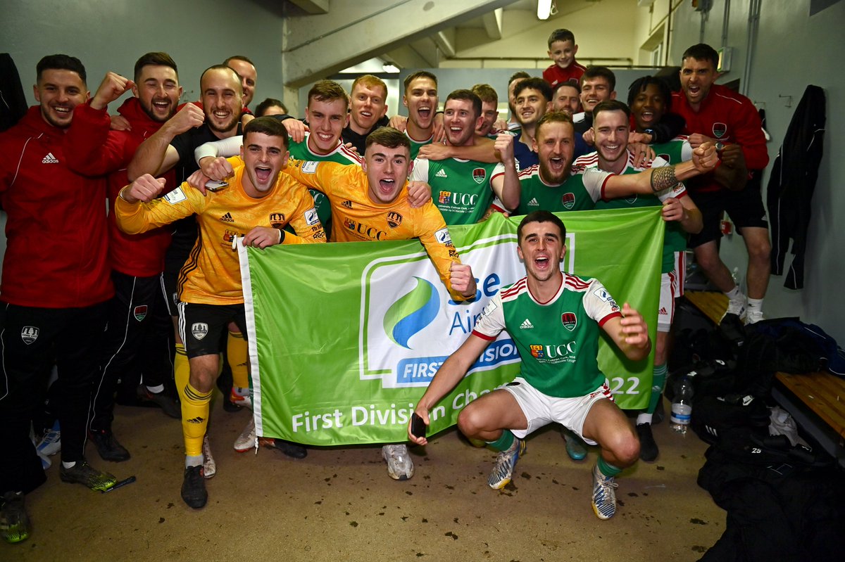 LeagueofIreland's tweet photo. 𝗧𝗛𝗘 𝗥𝗘𝗕𝗘𝗟 𝗔𝗥𝗠𝗬 𝗔𝗥𝗘 𝗕𝗔𝗖𝗞 🏆

#LOI | @CorkCityFC https://t.co/2DsU3r3huT