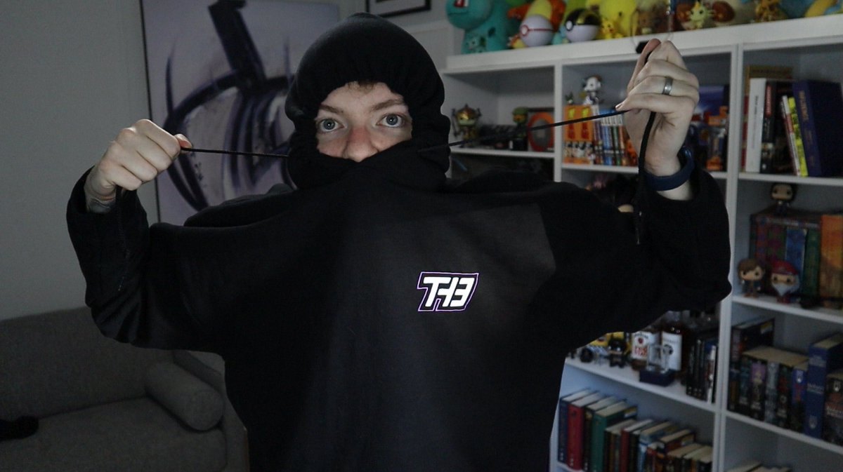 Th3SpencerV's tweet image. I CAN’T BELIVE IT!! Our merch line is LIVE!

@AgentInk has done an incredible job, and I can’t wait to see you guys rocking these pieces!

agentink.gg/collections/th…