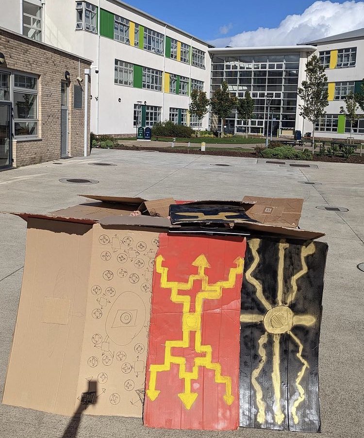 BremoreEducate's tweet photo. Shield making in #history class! 1st year practicing the testudo formation (Tortoise defence) @EducateTogether @BremoreetssHist https://t.co/Nb2F0xepmt