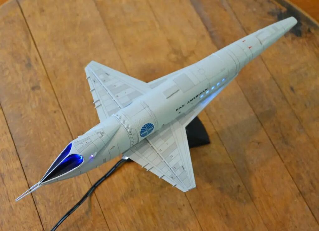 elgintime's tweet image. Done, for awhile... This will need a better stand. And I have yet to add an on/off switch. The interior was kind of pointless, especially the cockpit . It's just not visible.

#mobiusModels #2001aspaceodyssey #spaceclipper #panam #stanleykubrick #scalemo… instagr.am/p/CjbTTWCvKDt/