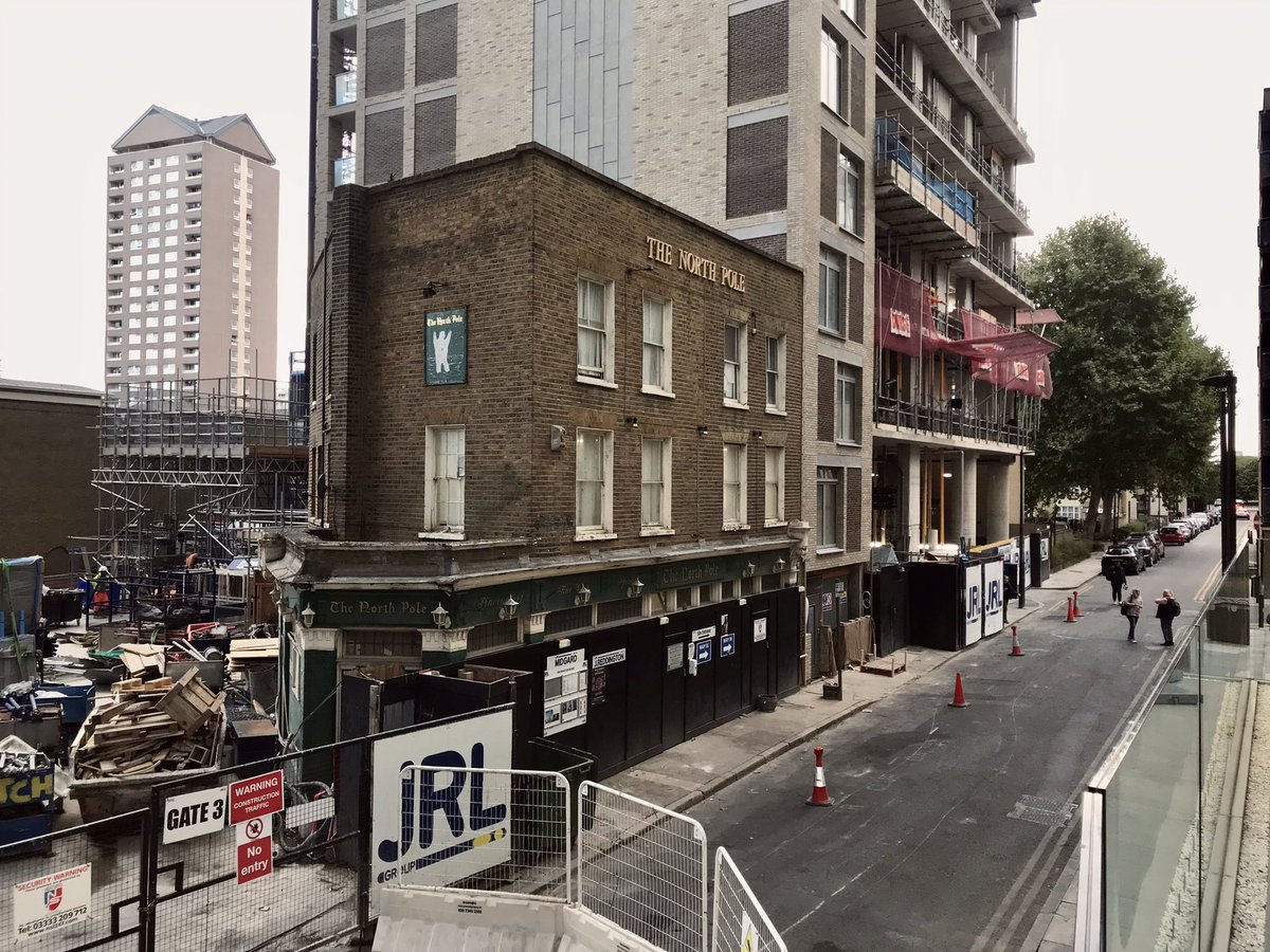 TheStephenShard's tweet photo. Aspen at Consort Place Construction today 🏗🏙 7th October 2022 #London #CanaryWharf #IsleOfDogs #MarshWall #Aspen #ConsortPlace #AspenAtConsortPlace #LondonConstruction #Construction #LondonPhotography https://t.co/P3hRtqQ1Z8
