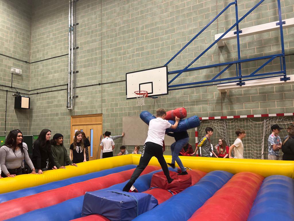 SwindonAcademy1's tweet photo. A few pictures from today’s winners event. Congratulations to Imperial - College Champions 2022 🏆🐲🟢🔴🐲 #wearethechampions #teamworkmakesthedreamwork #operationunderdog https://t.co/32WOHlsjPr