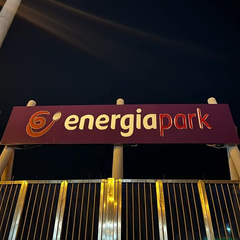 Captain's Run before the big game tomorrow at Energia Park in Donnybrook.
Everyone is welcome, so come down and cheer on the girls 💪⚔️
<a href="/EuroRugbyLeague/">European Rugby League</a> <a href="/sportireland/">Sport Ireland</a>