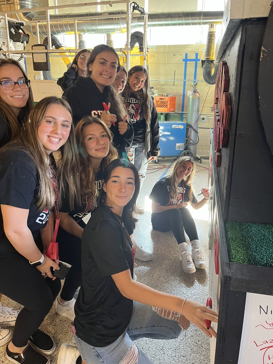 Tara McDonnell tweet media