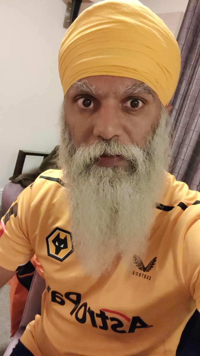 pedalsingh's tweet photo. Matchday Selfie π€ͺ
0314am
Leave at 4am!
Everything hurts, but we have the tools to get over it!
See you at Stamford Bridge at 1.30pm. π§‘πΊπͺπ½
@DementiaUK #WolvesToChelsea
https://t.co/mRhEELKPPu https://t.co/DVukDeo65e