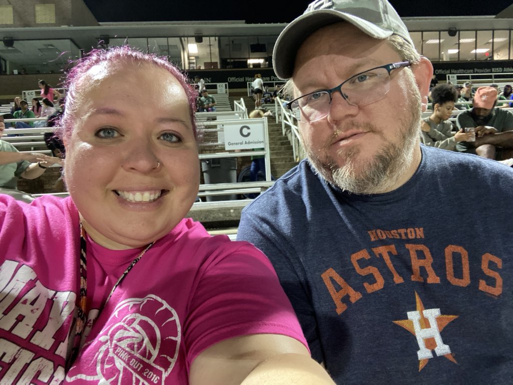 DelilaHiggins30's tweet photo. Out here supporting my current and former RAMS! ๐ ๐๐ @MCHS_Rams #MCHSENG3 #ramrewards https://t.co/DhvY6ZvbA5