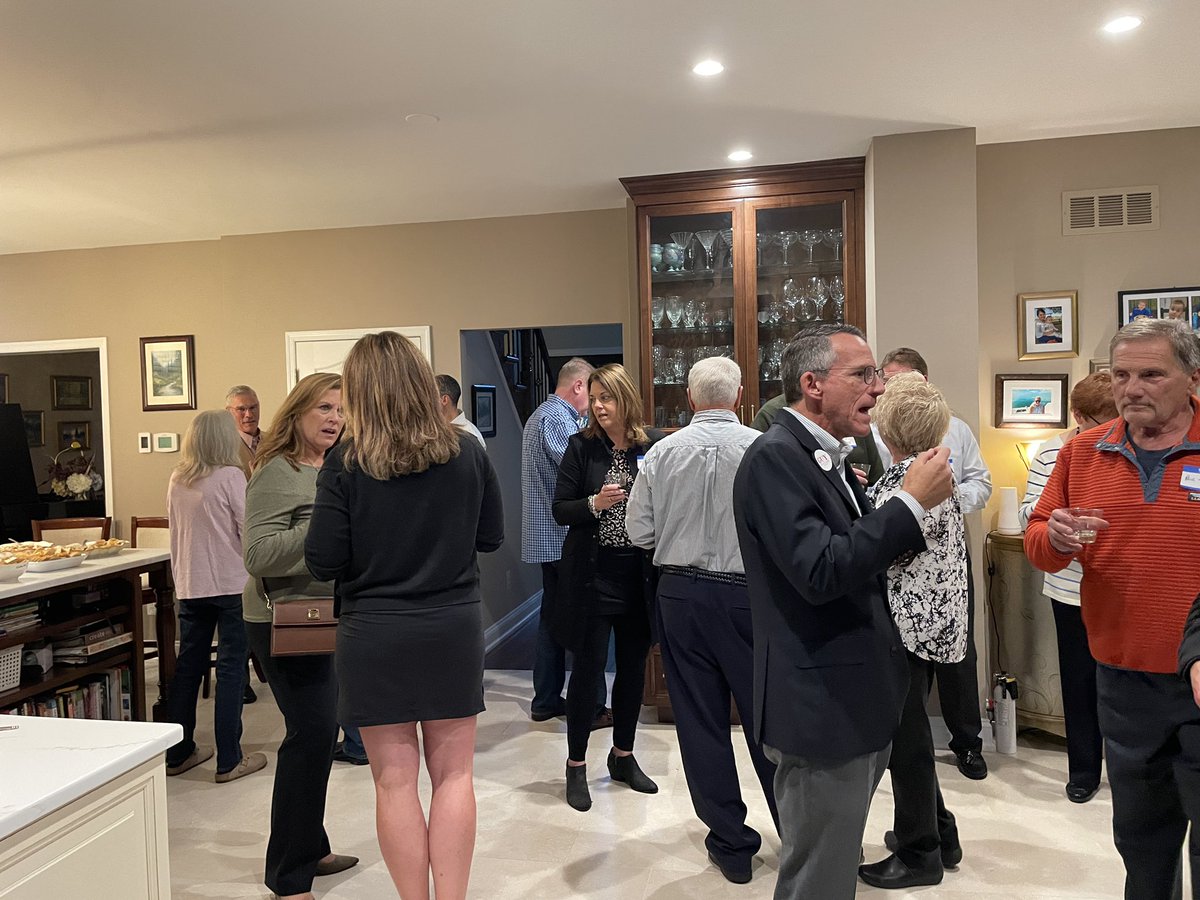 PhilaFreedomGuy's tweet photo. #WhereIsGUY Greetings from W.Brandywine, E.Brandywine, W.Whiteland, E.Whiteland, Honeybrook, Coatesville & Oxford! Thx for welcoming me to your homes! Congrats @UWChesterCounty @GWCC_PA & thankyou Chesco #FireChiefs-& TY Oxford. Losing faith in pols that don’t get it. I do! #Hope https://t.co/M3TS1sMZYN