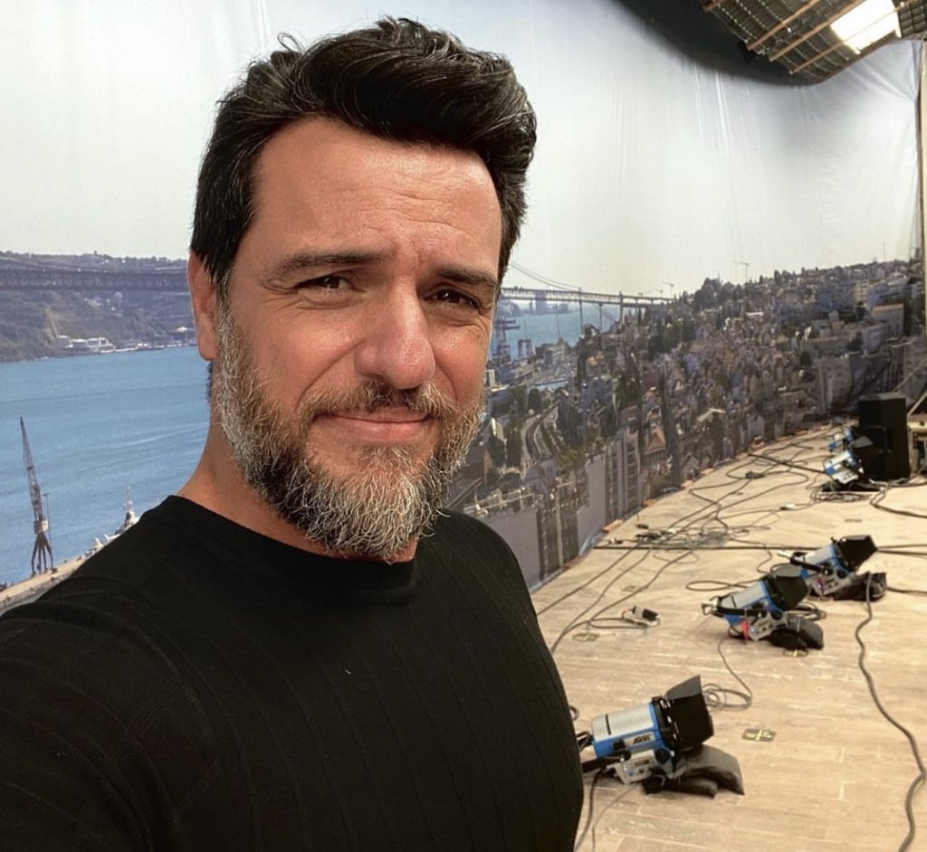 fanntwitta's tweet photo. "Vou assistir #Travessia só pela história!"

A história: https://t.co/ji7lTt3LGP