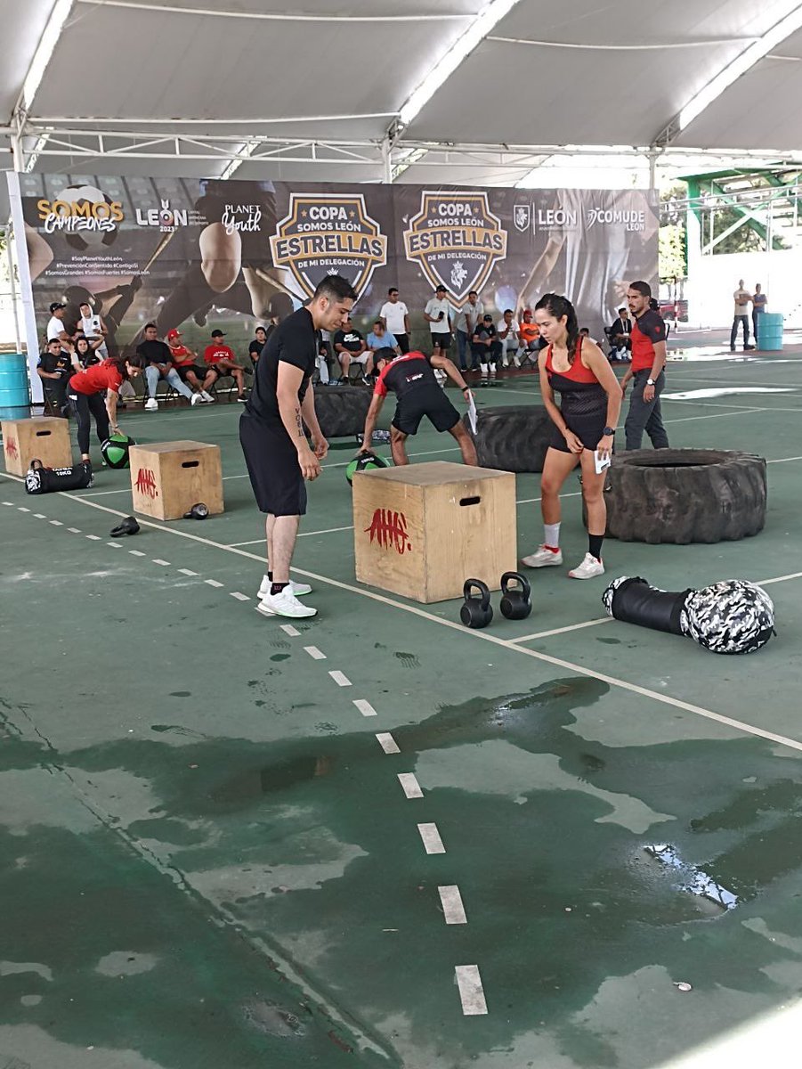 PCJalisco's tweet photo. #OrgulloPC Nuestro compañero Carlos Saavedra, obtuvo el cuarto lugar en CrossFit, en los IX Juegos Latinoamericanos de Policías y Bomberos. 👮‍♂️👨‍🚒

¡FELICIDADES!

#OrgullososDeServir https://t.co/qWr5LaduBA