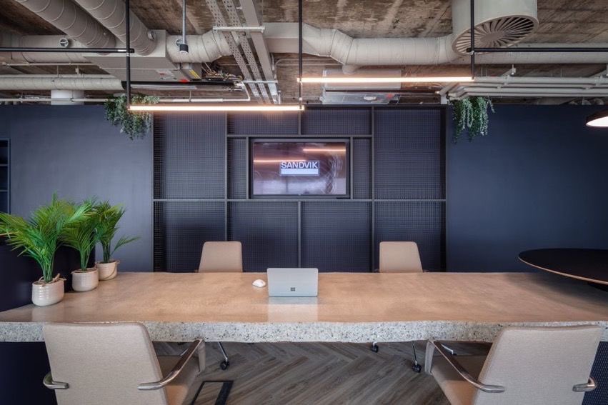 reddyarch's tweet photo. Another win! We have now also won the Fit Out Project of the Year award at the Irish Building & Design Awards 2022.
This is for our work for Sandvik Mining and Rock Solutions in the IFSC.
#ibda22 #ibda #ibda2022
#IrishBuildingAwards #awards #irishbuildinganddesignawards https://t.co/7984MRkeAK