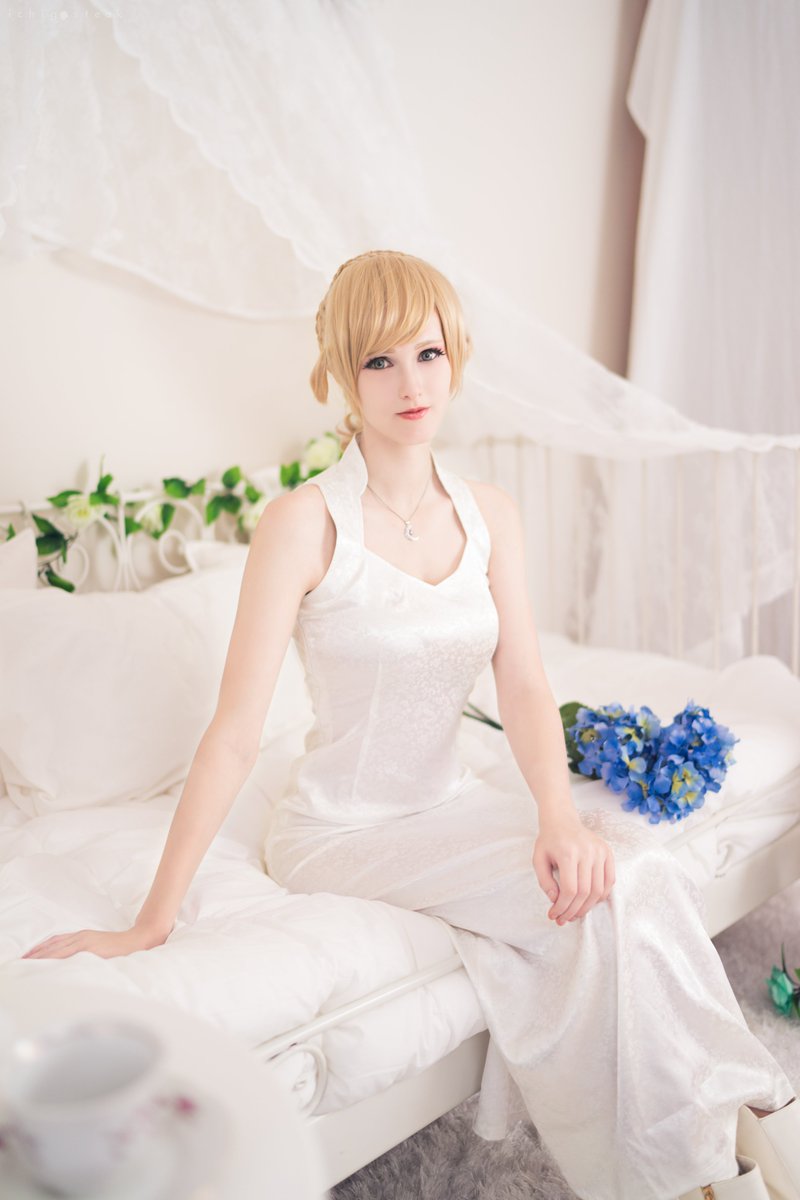 toothbrushchan's tweet photo. I was cleaning out dropbox and found some old cosplay photos I took with @ichigo_steak 😁

Enjoy the ff15 throwback~ https://t.co/yKSZEhuURi