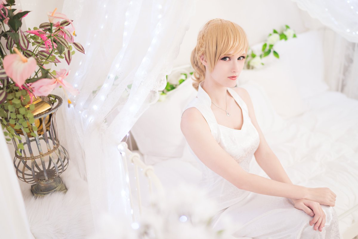 toothbrushchan's tweet photo. I was cleaning out dropbox and found some old cosplay photos I took with @ichigo_steak 😁

Enjoy the ff15 throwback~ https://t.co/yKSZEhuURi