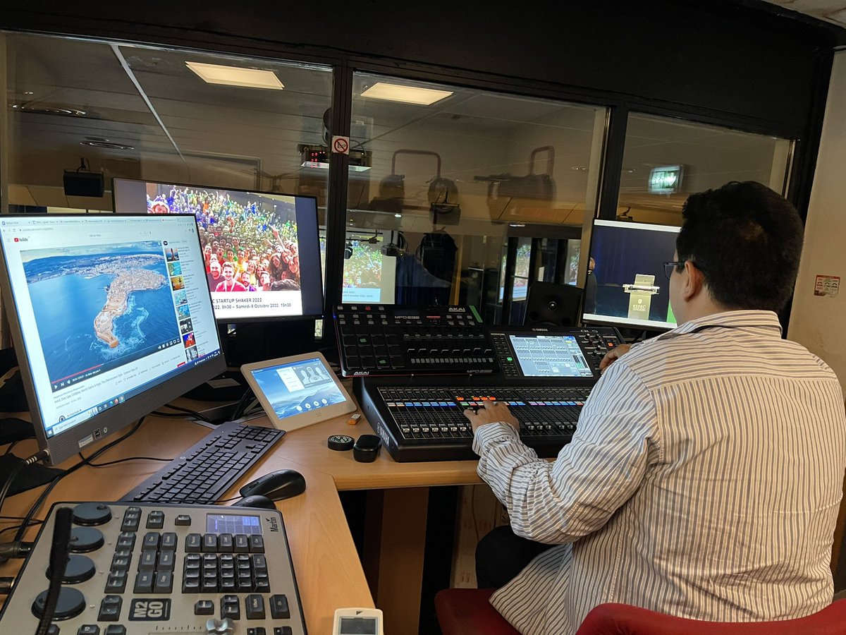 Essec start up shaker . Une promotion motivée au cœur de la nuit! <a href="/EssecAcadEvents/">ESSEC Academic Events</a> <a href="/essecventures/">ESSEC Entrepreneurship & Innovation</a>