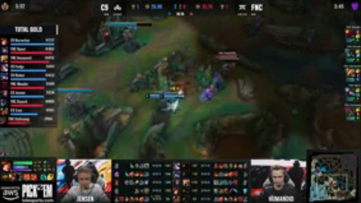 Kal_Casts's tweet photo. How I watch #Worlds2022 on country wifi https://t.co/AtBaBrbEKH