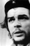 AbelPrieto11's tweet photo. FIDEL SOBRE LA MUERTE DEL CHE:
"Hay personas q, para uno, no murieron; poseen una presencia tan fuerte, tan poderosa, tan intensa, q no se puede concebir su muerte, su desaparición."
(En "100 horas con Fidel. Conversaciones con Ignacio Ramonet".)
#CheVive https://t.co/A258npu9hS