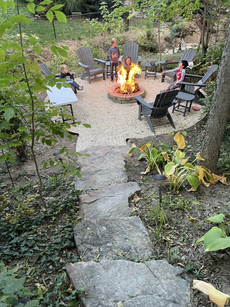 stevenusdavis's tweet photo. When in Indiana, stop by my place for a nice autumnal evening fire. #WhenIN https://t.co/dOSLPxhCXF
