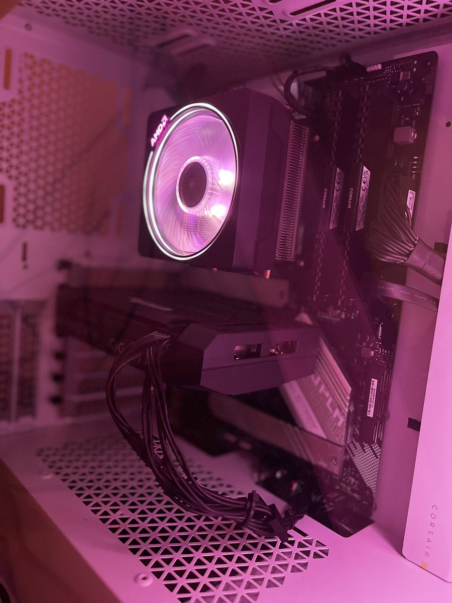 lilyyrosette's tweet image. my pretty pink pc🤍 #pinkpc #pc