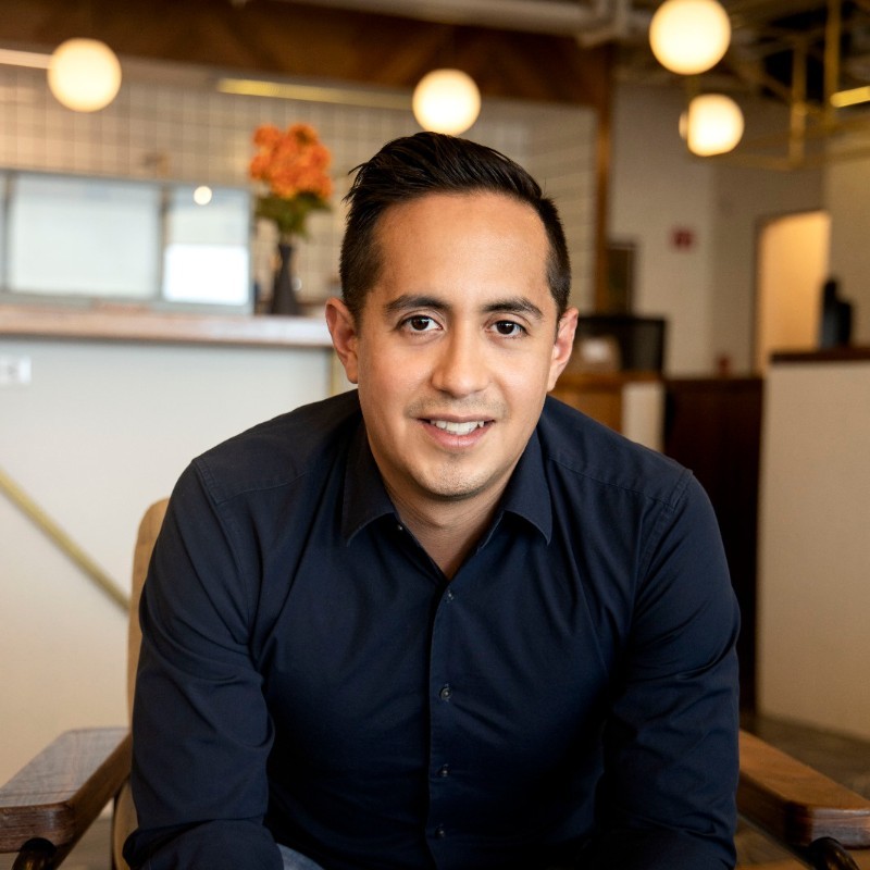 NegociosImagen's tweet photo. #Entrevista Samuel Llaven, Líder Regional para el norte de Latam en @backbase, nos presenta los resultados de un estudio que realizaron a consumidores bancarizados para conocer sus comportamientos en cuanto al uso de banca digital. 
📻 @Imagen_Mx 90.5 FM https://t.co/nMAJGSUFKp