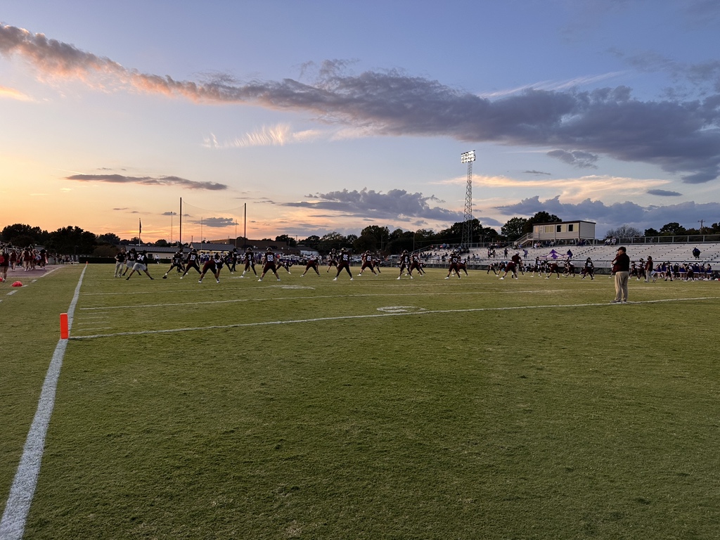 WoodruffFB's tweet photo. We are 30 minutes from kickoff! #RLR #WolverineMachine https://t.co/Ay2u2kSbet