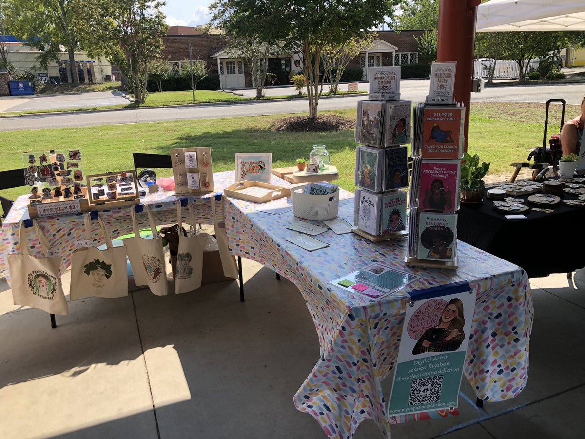 mrsrigsbee105's tweet photo. Come out tomorrow from 10-2 @ChathamParkNC at @mosaicatchatham to shop some awesome vendors in some incredible weather! (Hint: across from @NHSChargers) Can’t wait to see you there! 😘 #ncevents #pittsboronc https://t.co/ziHbvAzSf8