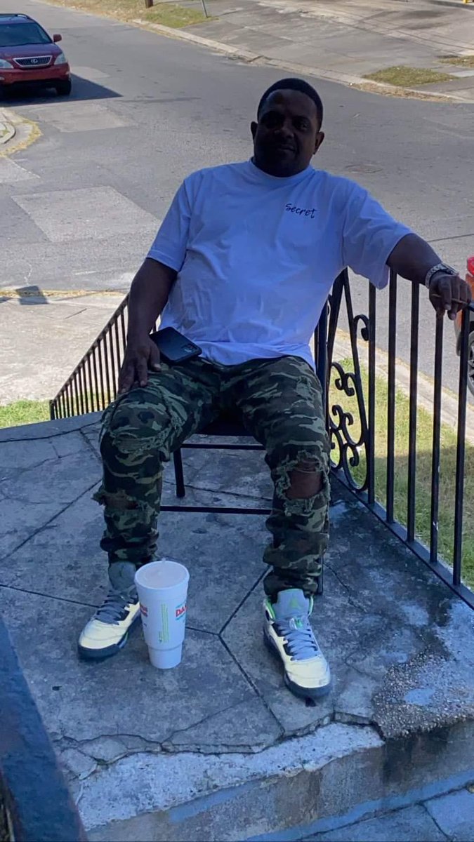 WalterP71056752's tweet photo. Chillin https://t.co/i0X1hB8pZi