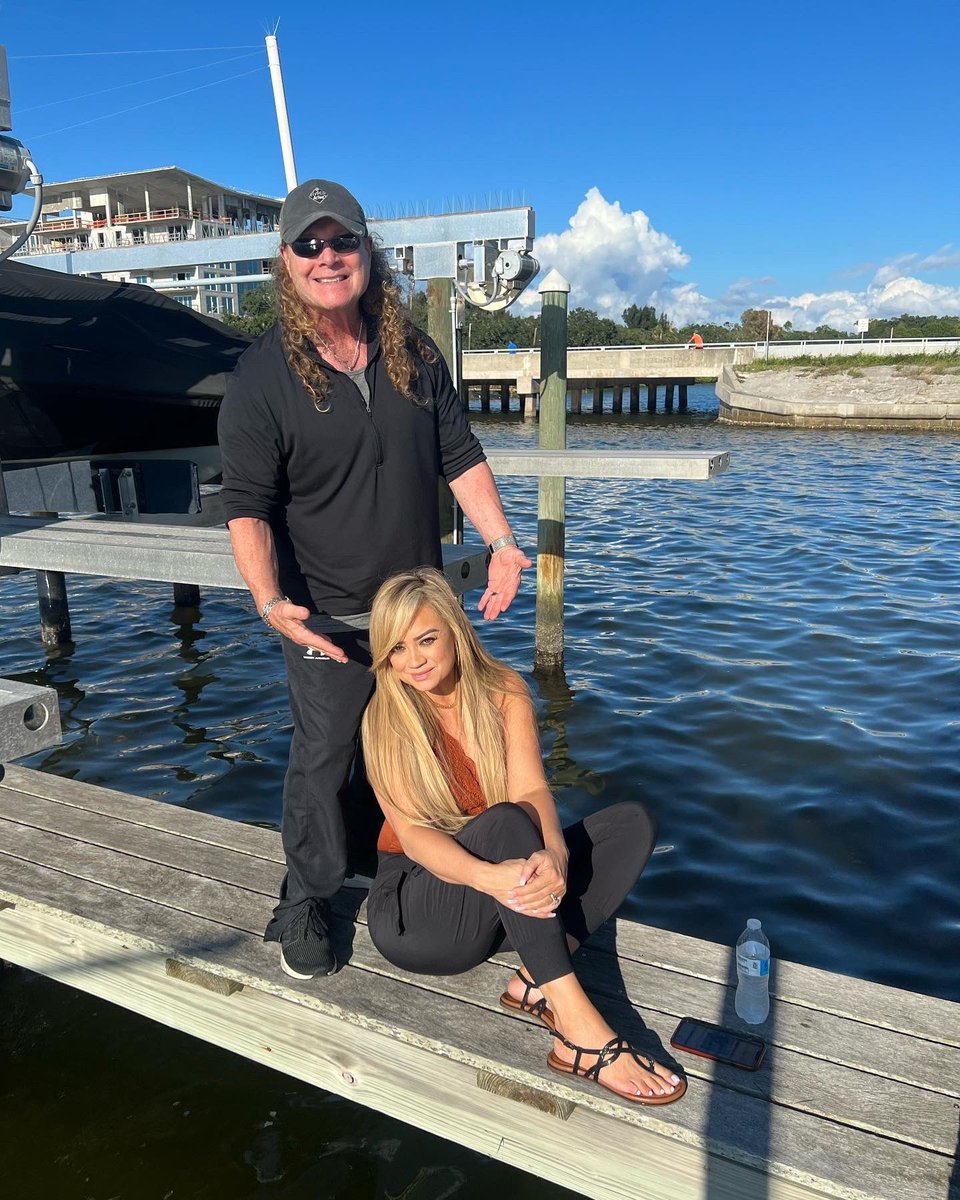 TonyLittleReal's tweet photo. May your weekend be filled with positive thoughts, kind people, and happy moments! There is always a way! 🤝🏼
•
•
•
#Tonylittle #youcandoit #motivation #positivevibes #positiveaffirmation #clearwaterbeach #clearwater #tampa #florida #couple #marriage #soulmate #couplegoals https://t.co/je8LmcTbU9
