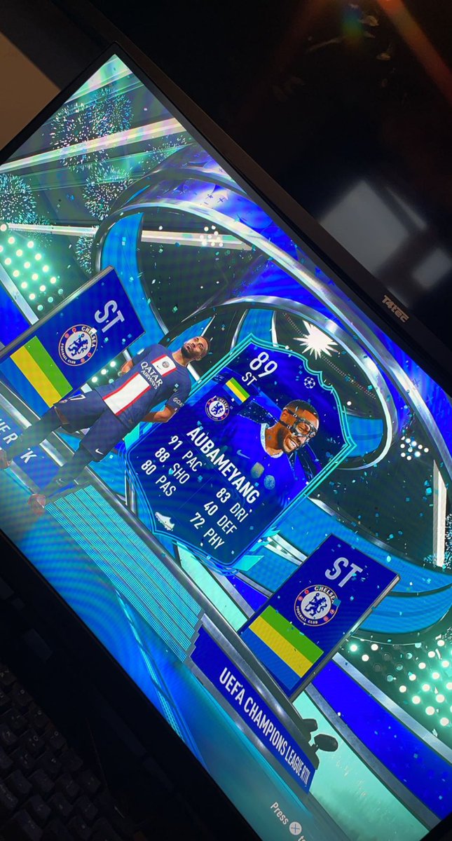 xloganbrindle's tweet photo. Daily 2 player pack!! @the_pieface https://t.co/qVGEKNp2NB
