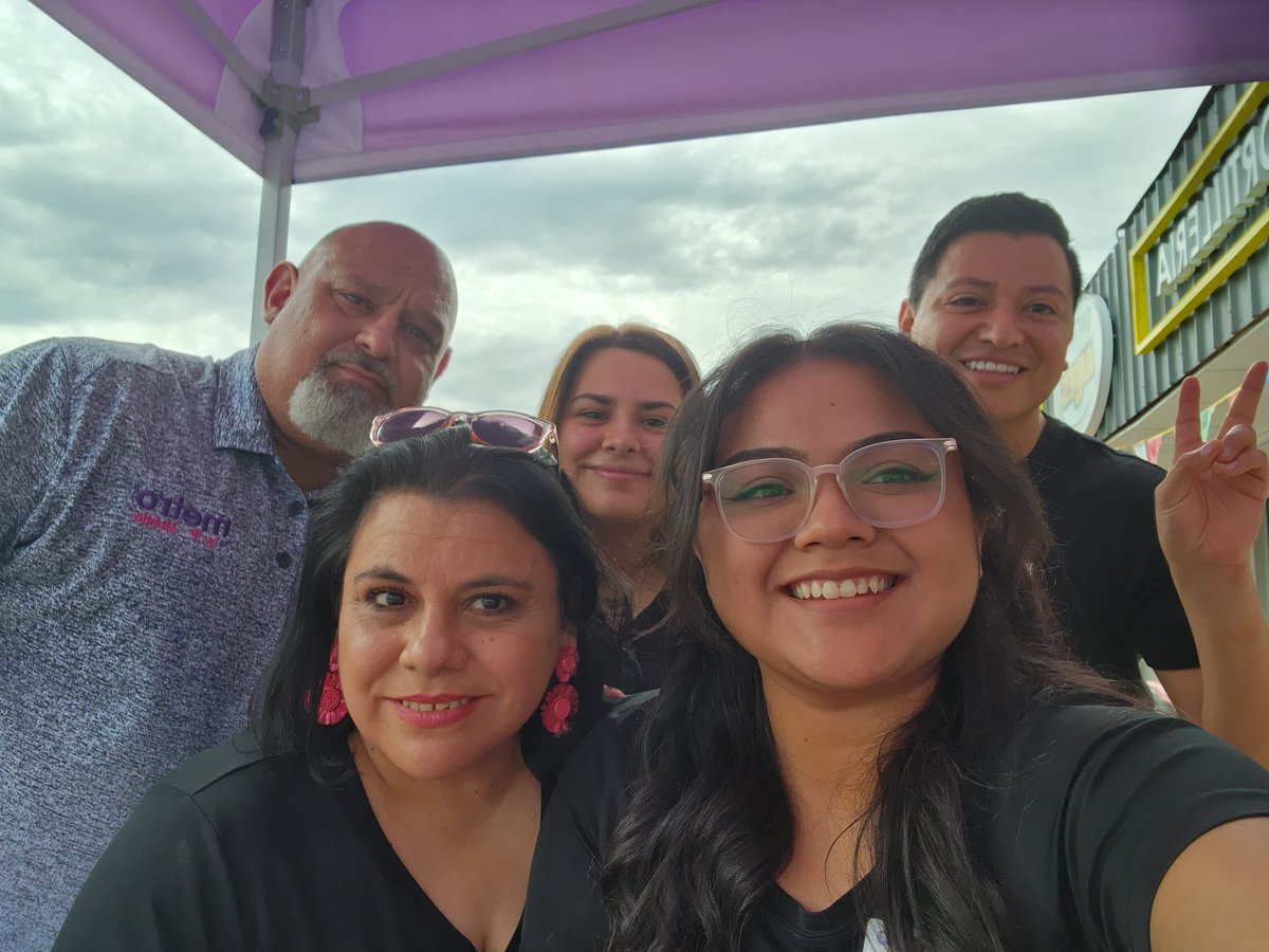 Cynthia87575389's tweet photo. Friday Field day at our McAllen location, come and join us for our amazing promotions Metro by Tmobile @purely_wireless  3614 Pecan Blvd. McAllen Tx 78501 https://t.co/RIvVJf2qnJ
