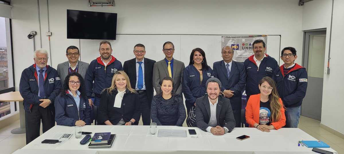 expacia's tweet photo. Ayer como parte de @nspacesco dando la bienvenida  a @UNIMINUTOCOL en el maravilloso @PCIS_UNIMINUTO
#4spacelovers🚀👨‍🚀🪐🎬 
@neca8 https://t.co/oaS6mWsSdY