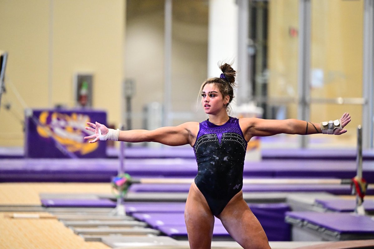 LSUgym's tweet photo. Intrasquads are BACK 🙌

#GeauxTigers | #WC23 https://t.co/e7mnTgMFEJ