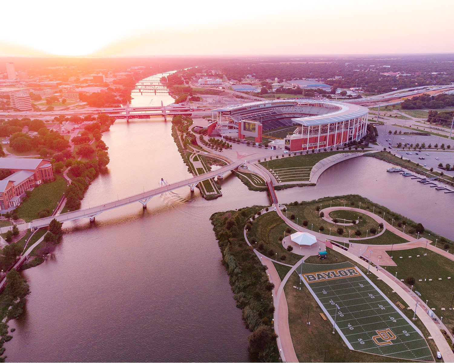 Baylor Football on Twitter "Baylor in the fall 🍂💚💛 SicEm 