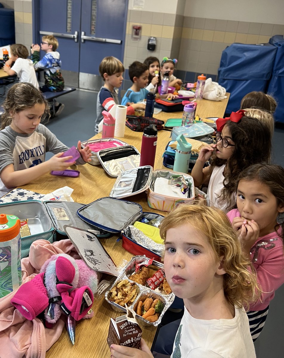 Got to spend lunch with my BlaunerBunch kiddos…first time kids mixed up their seating spots. Demonstrating courage to try something new!