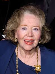 Happy 99th birthday to Glynis Johns. An amazing actor and beautiful woman.