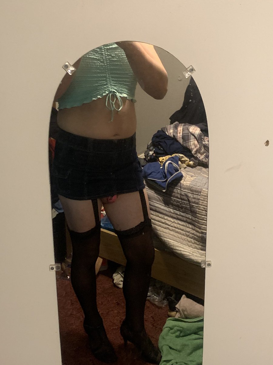 jaydrum694's tweet photo. New outfit same caged sissy Locktober day 7 getting more and more comfortable but a lot of days ahead #Sissy #locktober #chastitysissy #crossderesser https://t.co/YEyHSRt8h9