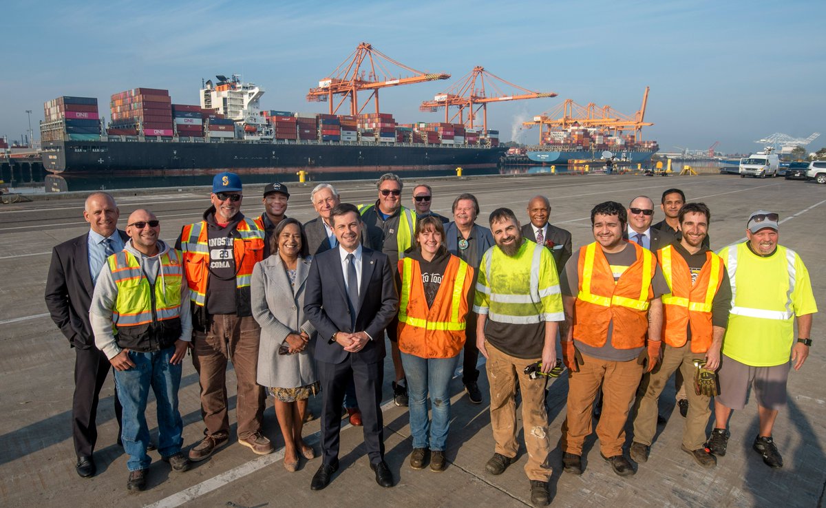 Thank you, <a href="/SecretaryPete/">Secretary Pete Buttigieg</a>, for visiting the #PortofTacoma this morning to discuss the importance of infrastructure investment and renewable energy in WA state!
<a href="/CityofTacoma/">City of Tacoma</a>, <a href="/ilwulocal23/">ILWU Local 23</a>, #ilwulocal19, <a href="/Puyallup_Tribe/">Puyallup Tribe of Indians</a>, <a href="/SeaportNW/">The Northwest Seaport Alliance</a>