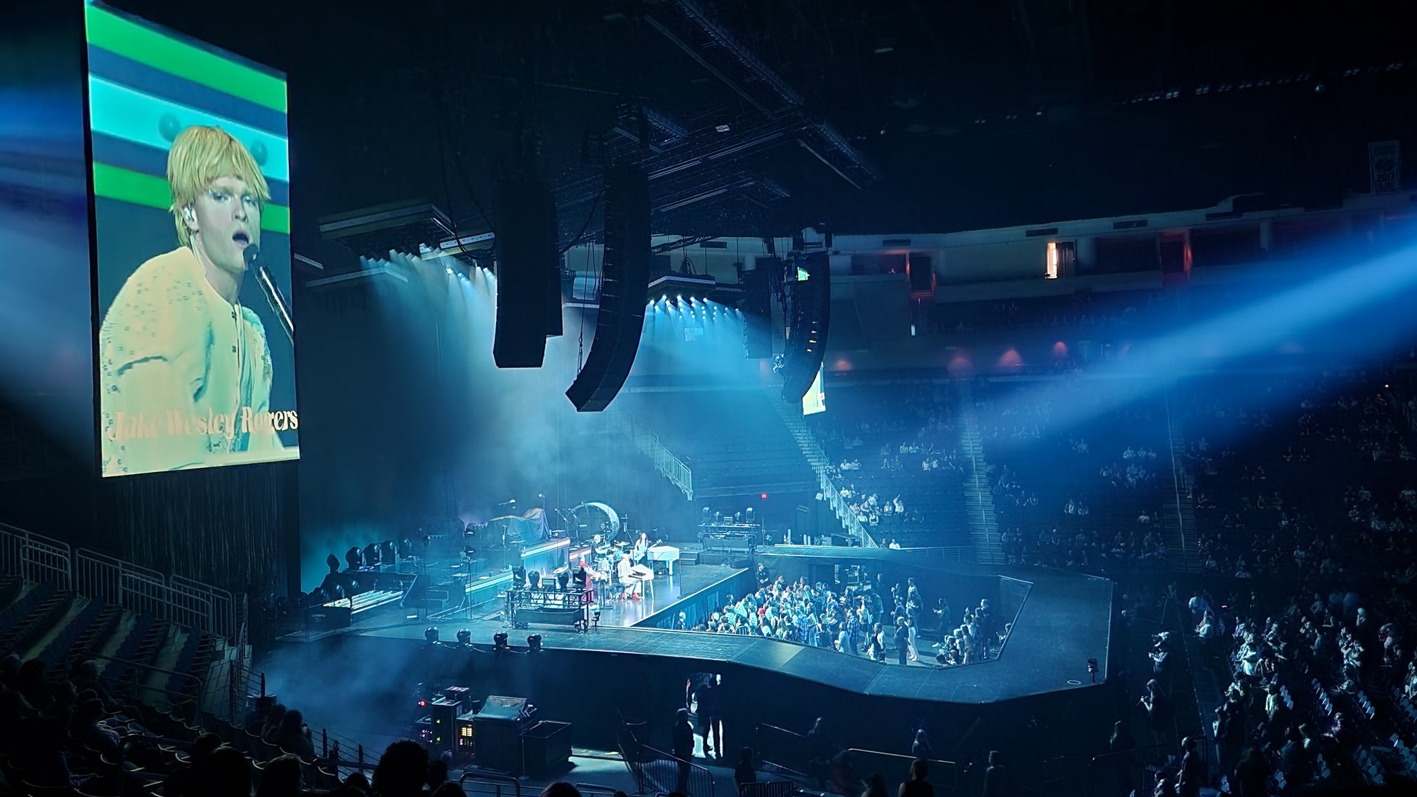 AllieCat Cosplay on Twitter: "I've never been to a concert before and