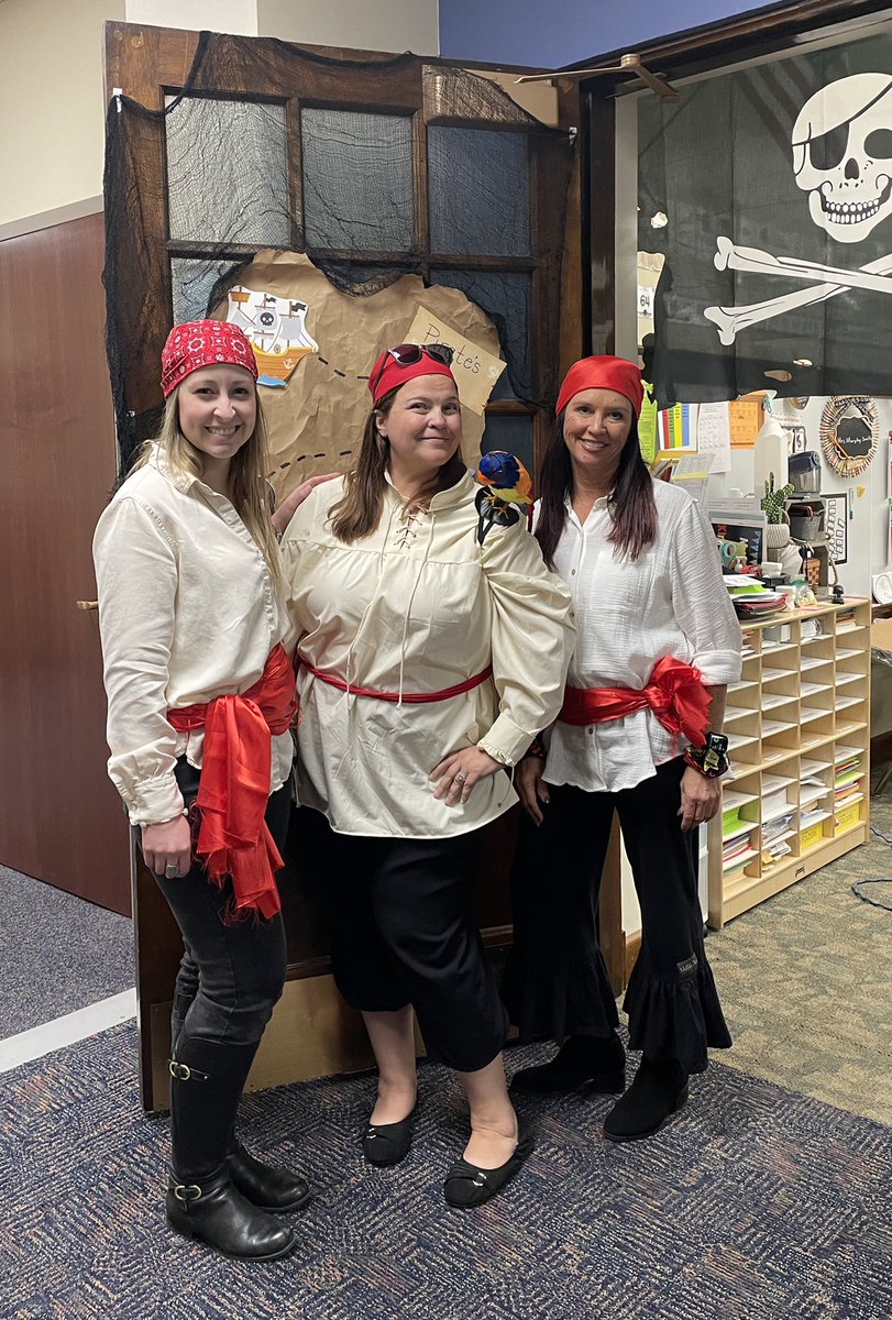 LydiaMiddletonE's tweet photo. Check out these pirates today! Ahoy Mateys! @MCS_Indiana https://t.co/Xj9DhCZk1u