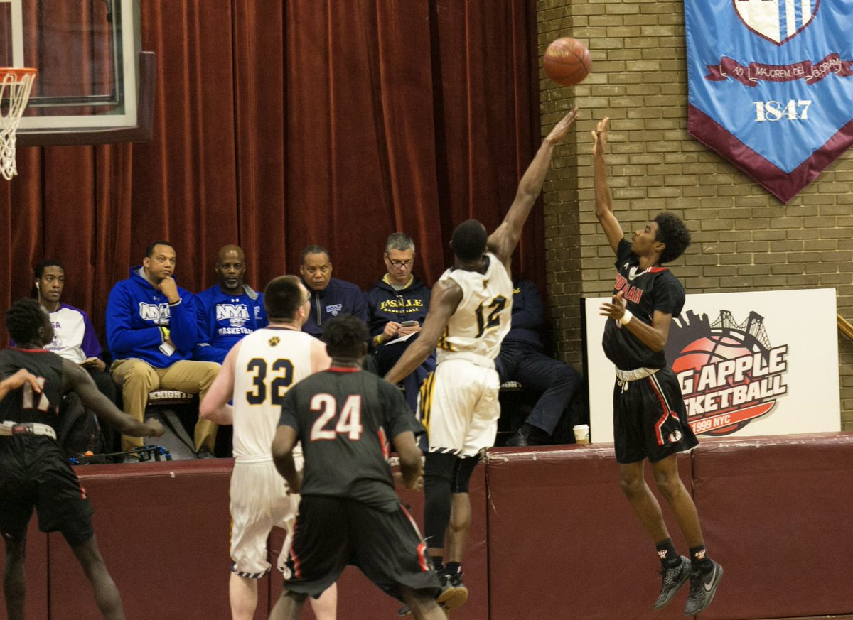 bigapplebball's tweet image. #FBF in 2018 #PutnamScience was one of the most dominant teams in the #BABInvitational . They cruised to a 34 point victory and were led by #MVP Jose Perez with 18 points, 8 rebounds, and 3 assists. The team totaled a whopping 99 points! #BigAppleBasketball #HighSchoolBasketball