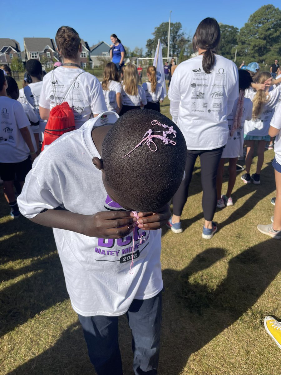A little bit of fun. A little bit of run. Great day at <a href="/BuckhornCreekES/">Buckhorn Creek ES</a> 💜🖤