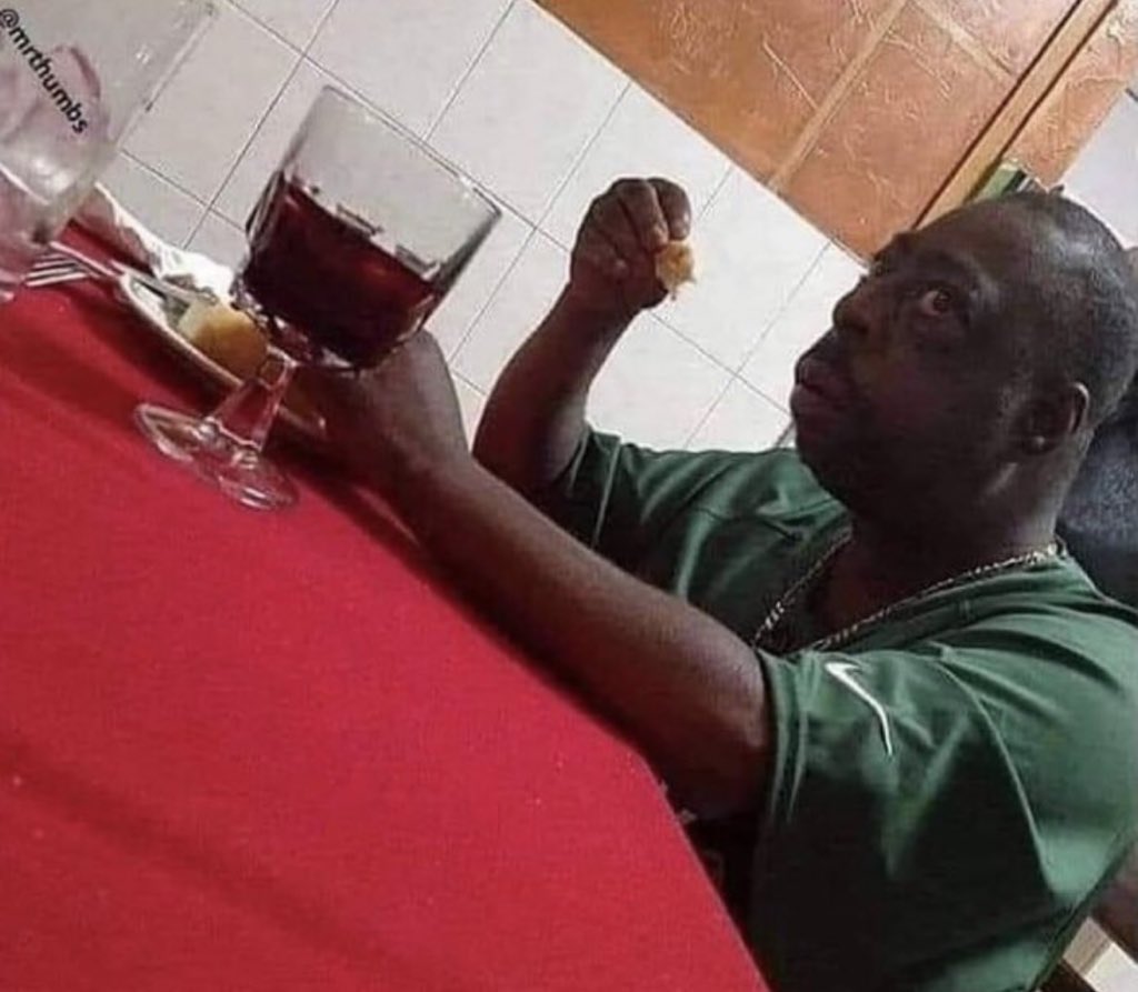 INDIEWASHERE's tweet image. just logged onto the internet and everyone is roasting the try guys for saying that they’re traumatised by their friendship ending when i still cry over friends i lost years ago