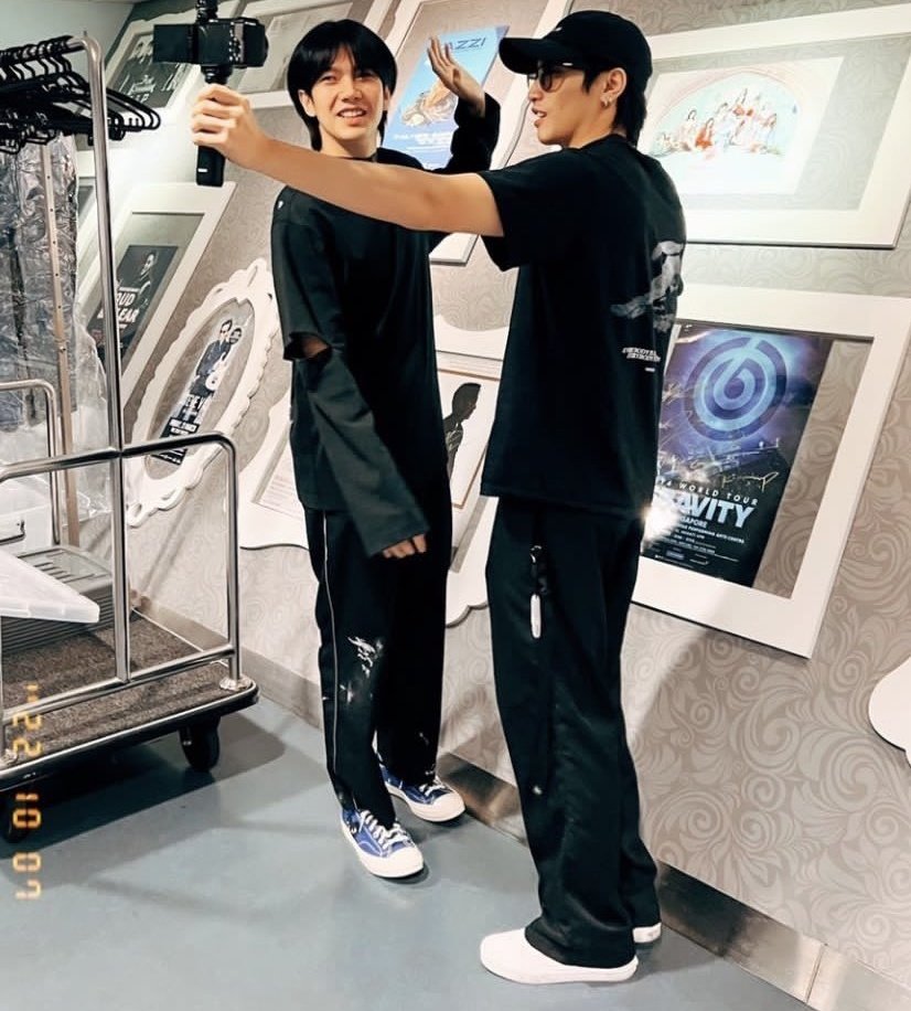 cclodye's tweet photo. GOOD MORNING IM SEEING BIBLEBUILD TODAY 😭 ALREADY ON MY WAY TO THE CONCERT VENUE.

#KinnPorscheWorldTour https://t.co/5hJeLHRc8T