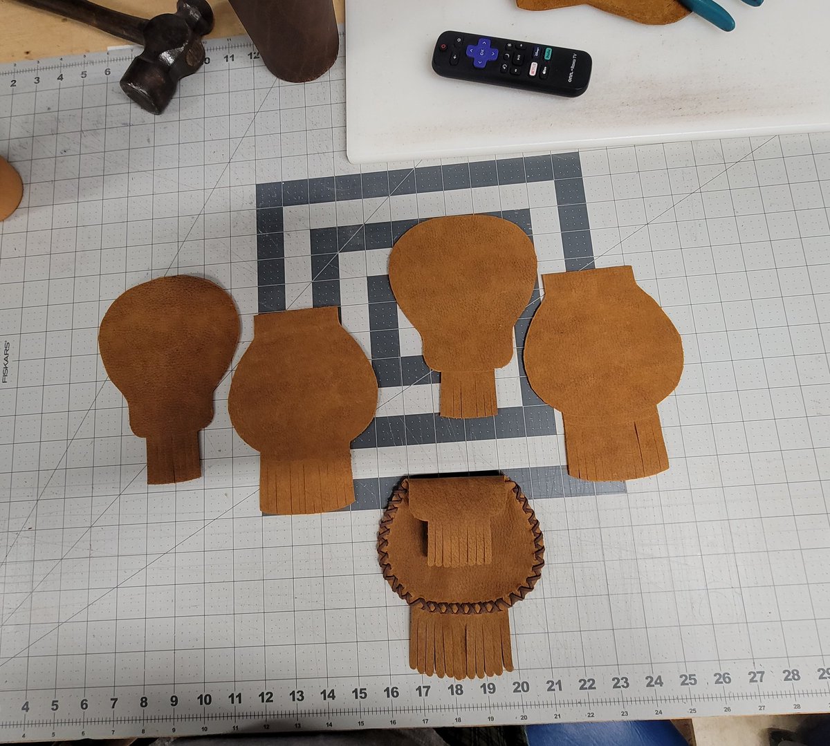 Boomhauer17's tweet photo. Out in the garage (my workshop) making a few more medicine bags to take our Tribal PowWow next month👍
#NativeAmerican 
#NativeProud https://t.co/fYofIFEGBB