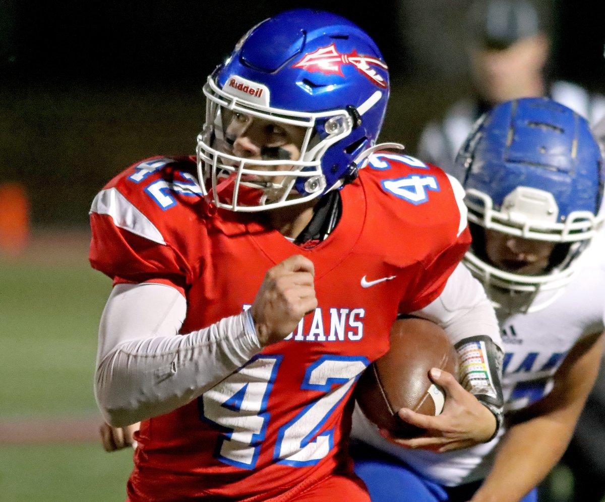 HIGH SCHOOL FOOTBALL
Madison Central 42, Oldham County 0
Indians move to 6-1, 1-0 in district
Jayden West - 3 TDs (2 receiving, INT for TD)
Brock Eads - 2 rush TDs
Brady Hensley - rush TD
<a href="/MCentral_FB/">Madison Central Football</a>