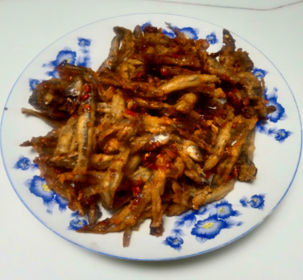 HiSnBQuy1's tweet photo. White anchovies glaze in fish sauce (Cá cơm chiên nước mắm) 
[#food #cooking #fish #fishrecipe  #tastyrecipes #tastyfood   #fishs  #cook #icook #anchovies  #glazed  #fishsauce #friedrecipe ]

Recipe: https://t.co/NHFPtaiicn https://t.co/zTOKiBNtdB