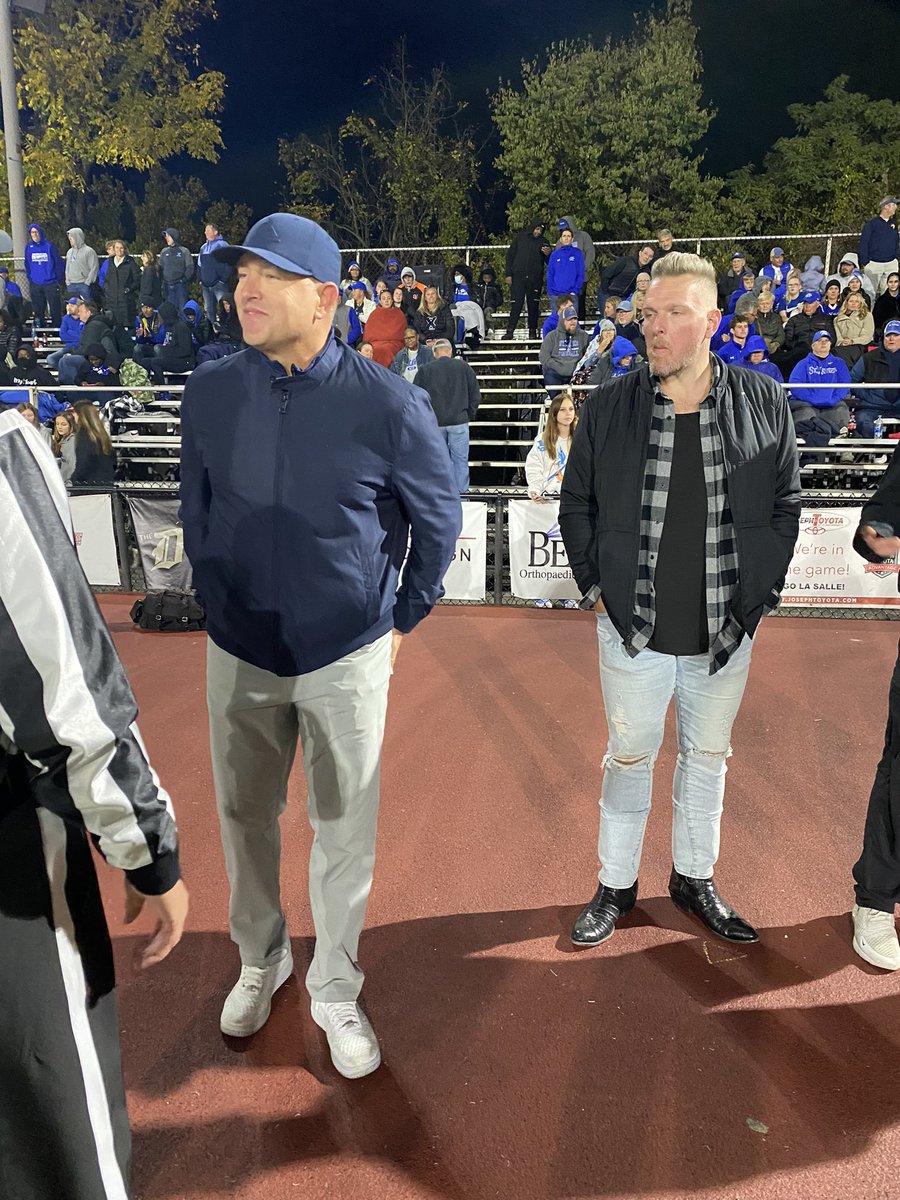 FOX19Joe's tweet photo. Kirk Herbstreit and Pat McAfee at St. Xavier/La Salle game. #FOX19FinalQuarter https://t.co/84bbuB1OrO