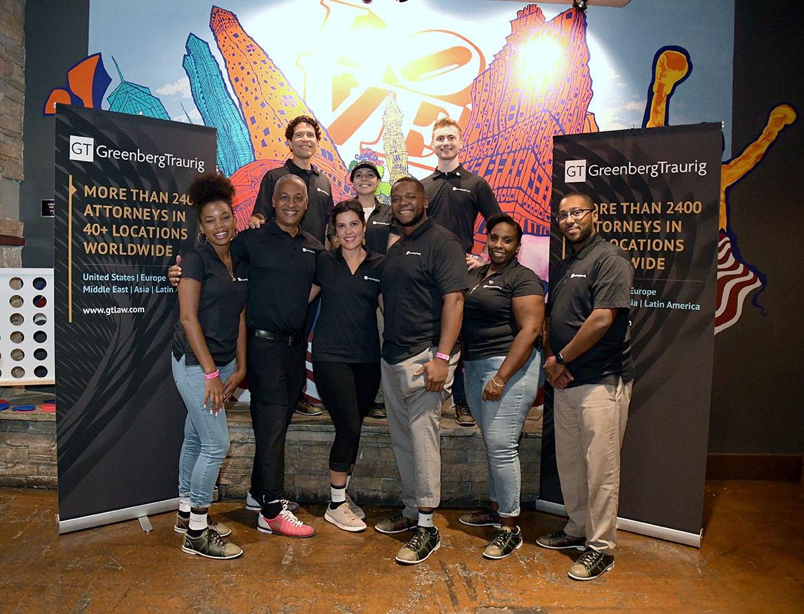 GTLawWomen's tweet photo. The #GTWI group hosted a team-building event, Night at the Lanes in Philadelphia. Participants included attorneys from #GTPhiladelphia and #GTDelaware, as well as local public interest law organizations. Read more about the event: https://t.co/U1N0m6PFhh. #GTLawWomen #GTNews https://t.co/eyknNX2bah