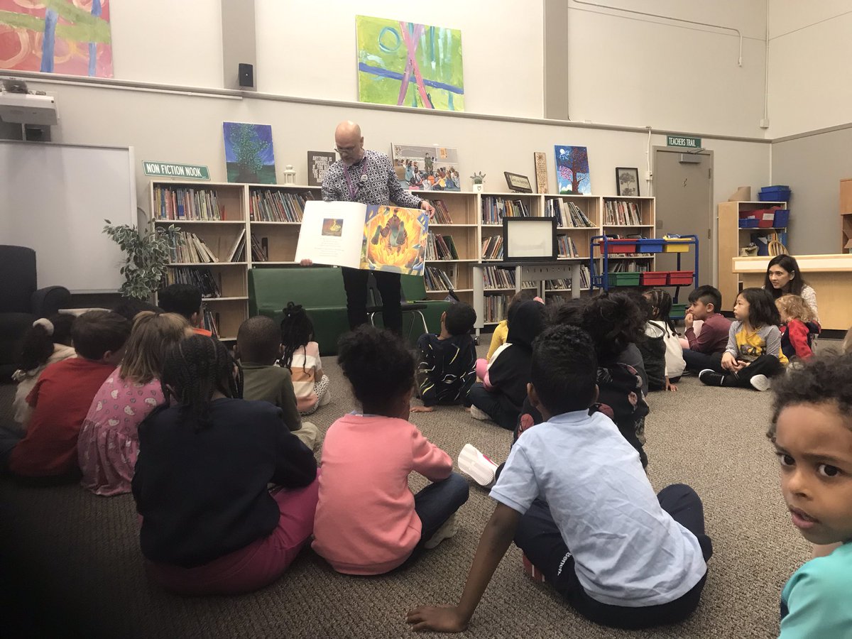 traceysauer's tweet photo. What an incredible Read-In Week!! We were so blessed to have many readers visit us this week including Trustee Harris, division staff, Fr. Julien, the Edmonton Elks, the Edmonton Oil Kings, and many more wonderful community members and families.  Wow!!  #ECSDfaithinspires https://t.co/VX5ivDr0fl