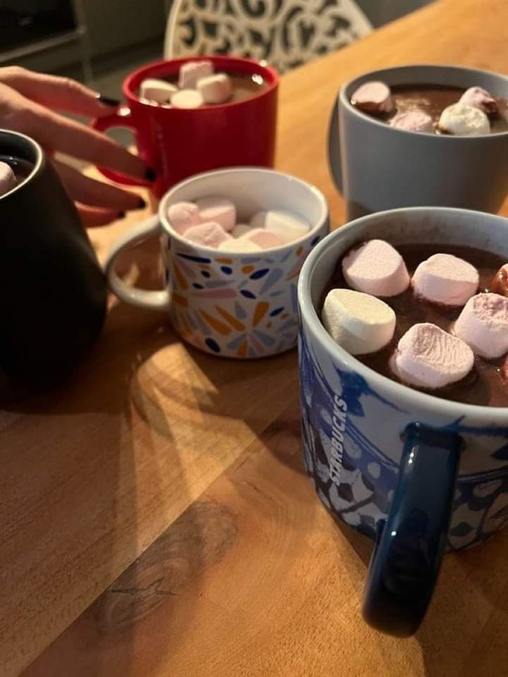 PepeCalls's tweet photo. Mi época favorita ya se aproxima. https://t.co/5oqEBykhBV