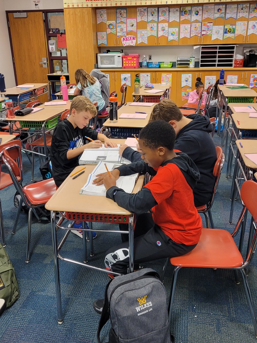 Debbi Delay tweet media