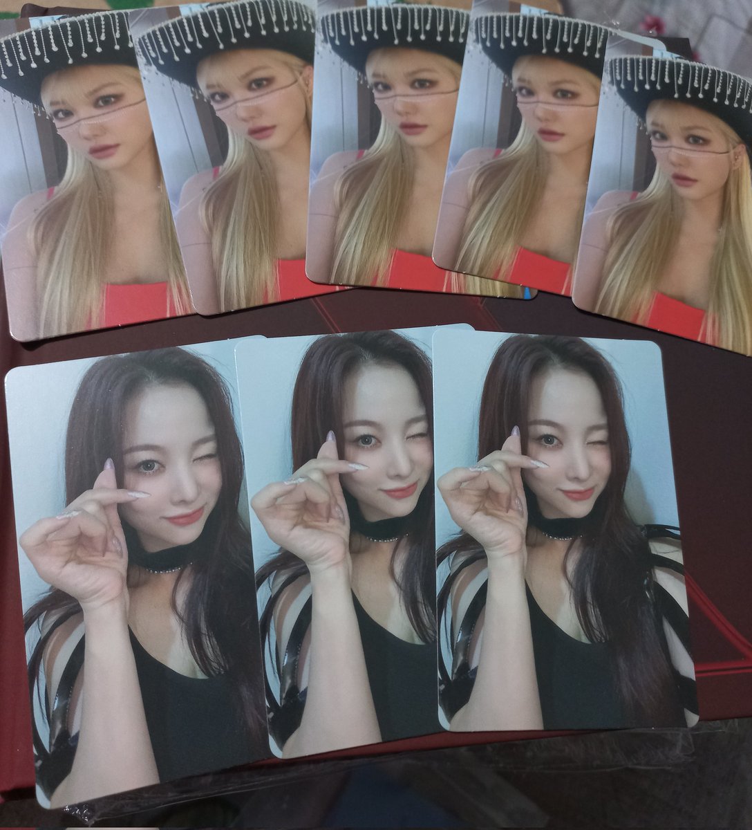 leggocl's tweet photo. FINALLY🥺they're here. Soo precious!!💕✨️got 5 Elly's and 3 Solji's photocards😏
If someone wanna trade, DM me ^-^)

~POR FIIIN😍 llegaron, son taan preciosos!!💕✨️photocards: 5 de Elly y 3 de Solji😏 
Si alguien quiere intercambiar, avísenme✨️
#EXID #EXIDXLEGGO #X #Fire https://t.co/Ryioi6Fe9O
